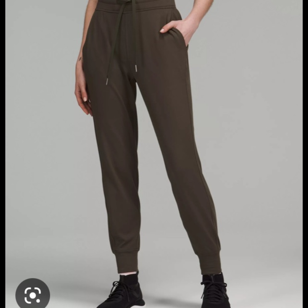 Lululemon joggers